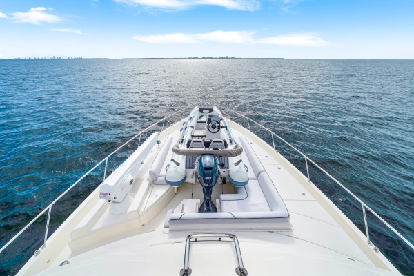 2025 Riviera 72
