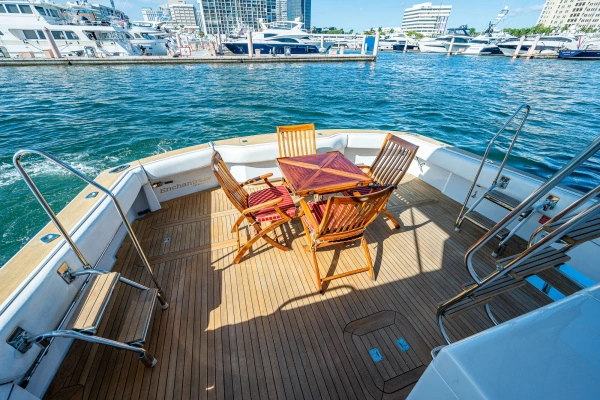 1997 Hatteras 65