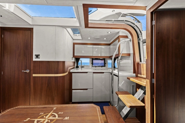2017 Galeon 44