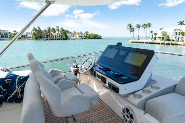 60ft Azimut Yacht For Sale
