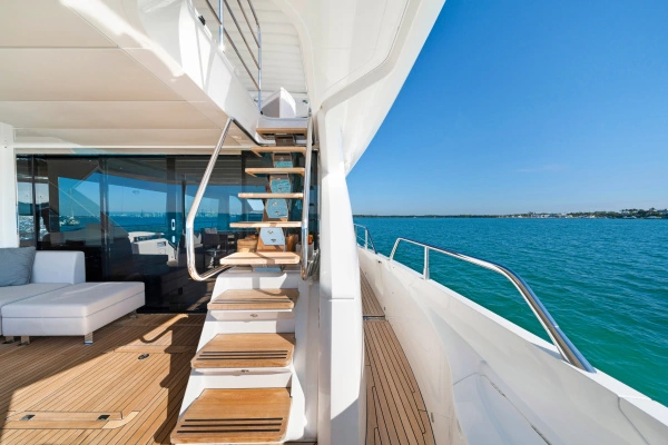 2020 Sunseeker 76