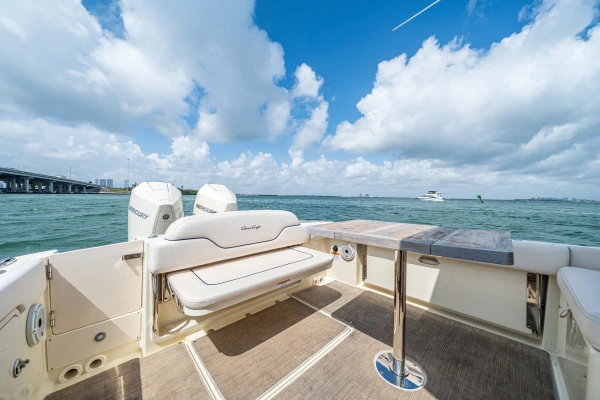 2024 Chris-Craft 28