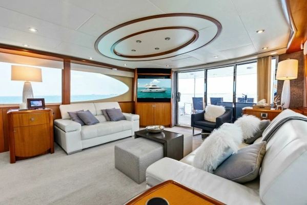Photo of the 2006 Lazzara Yachts 84 Skylounge "Voyager"