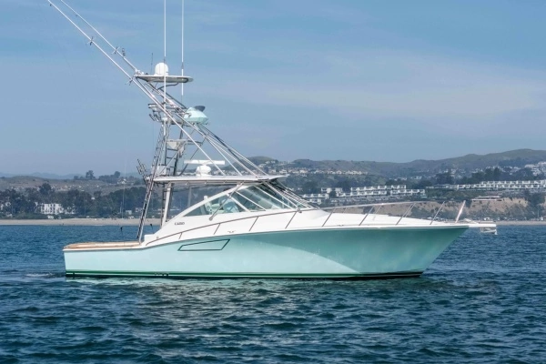 Photo of the 2005 Cabo 40 Express "El Patron"
