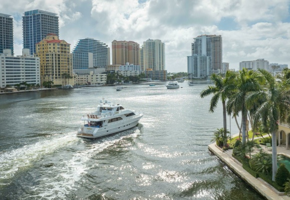 JusMad 80ft Ocean Alexander Yacht For Sale