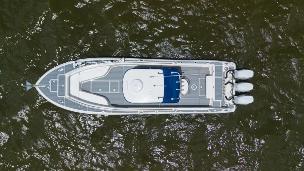 2005 Triton 34