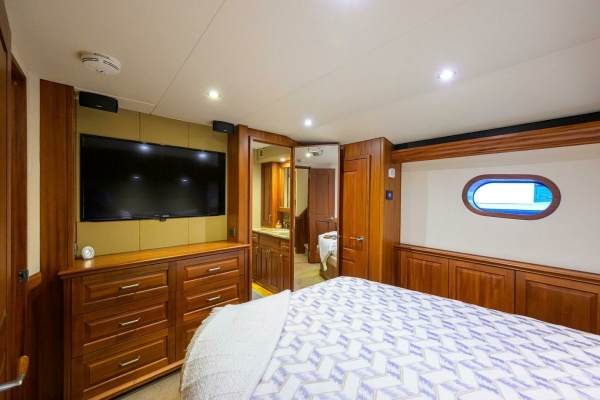 Reelin N Dealin 63ft Hatteras Yacht For Sale