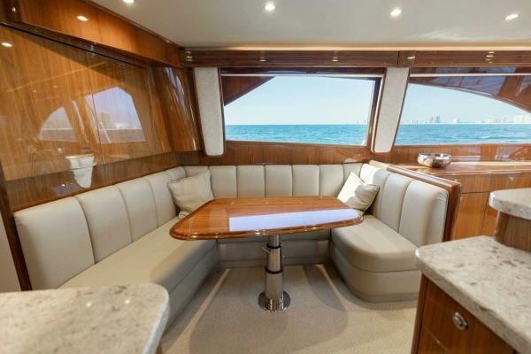 2020 Viking 62