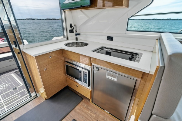 Truly Ineffable 42ft Cruisers Yachts Yacht For Sale