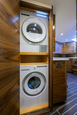 TROUBLE FREE 54ft Viking Yacht For Sale