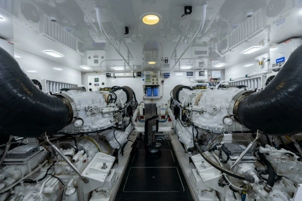 2013 Viking 76