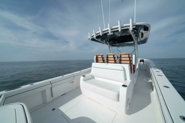 2022 Valhalla Boatworks 37
