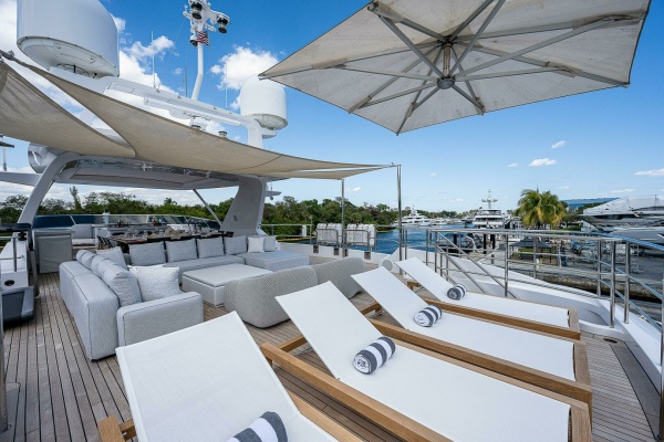 132ft Benetti Yacht For Sale