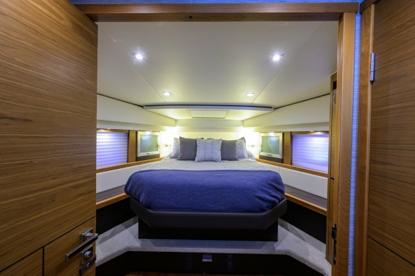 Daybreak 44ft Tiara Yachts Yacht For Sale