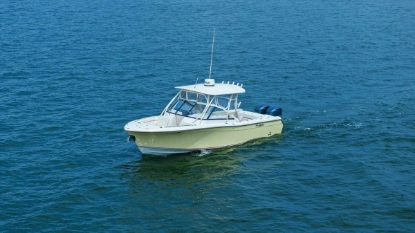 2016 Grady-White 28