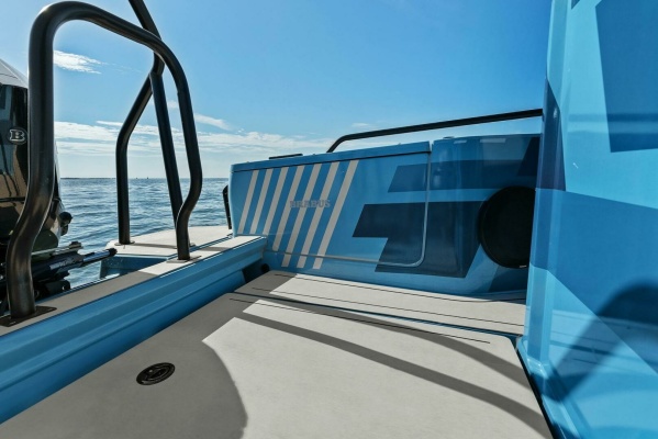 28ft Axopar Yacht For Sale