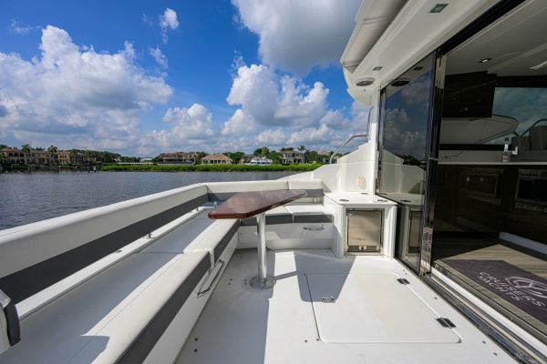 4th Quarter 46ft Cruisers Yacht For Sale