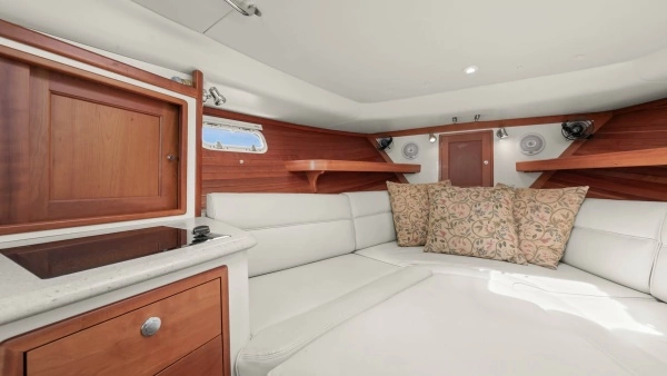 MJM 29z Yacht For Sale