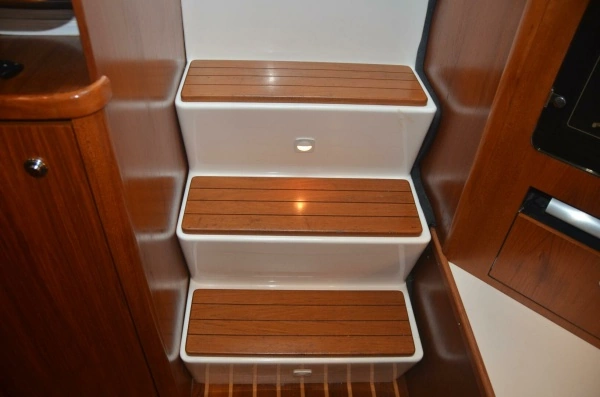 2001 Tiara Yachts 41
