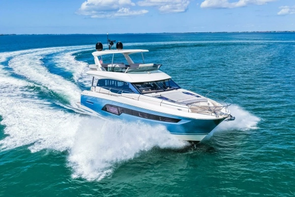 2019 Prestige 63
