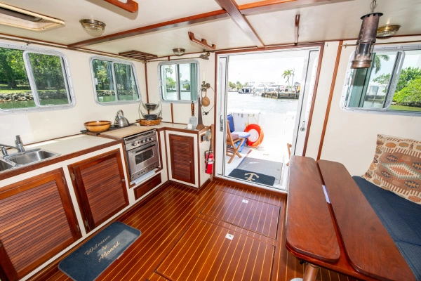 2003 Trawler 36