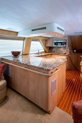1997 Hatteras 65