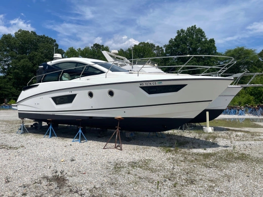Beneteau Gran Turismo 40 Yacht For Sale