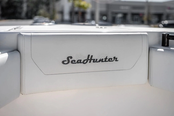 SeaHunter 33 Yacht For Sale