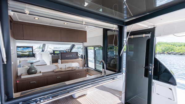 2025Prestige 49 ft F4 9   F4 9