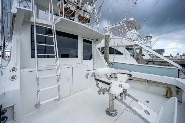 1998 Viking 47