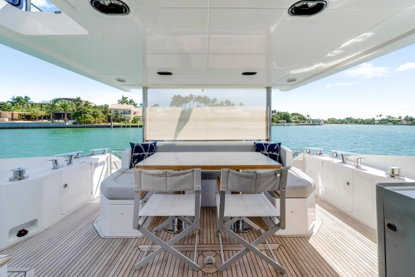 2020 Azimut 60