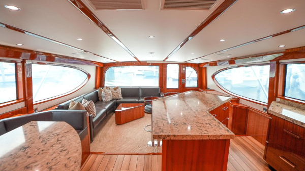 70ft Hatteras Yacht For Sale