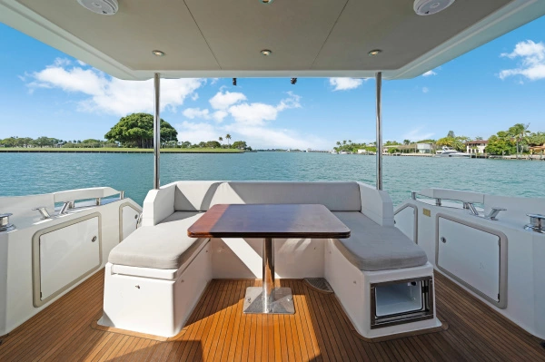2017 Azimut 50