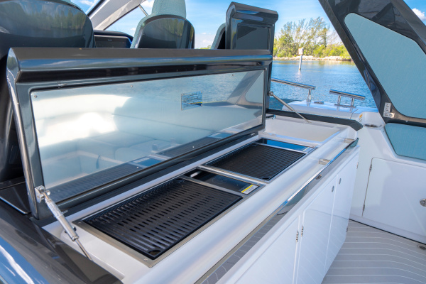 OUR TRADE 48ft Azimut Yacht For Sale