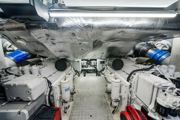 Sunseeker Predator 84 Yacht For Sale