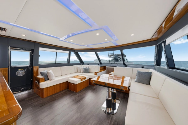 2025 Riviera 72