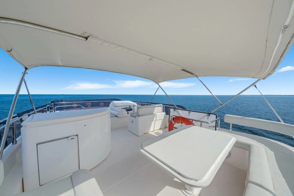 2013 Ferretti Yachts 62
