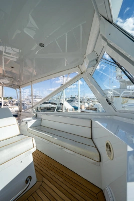 1997 Hatteras 65