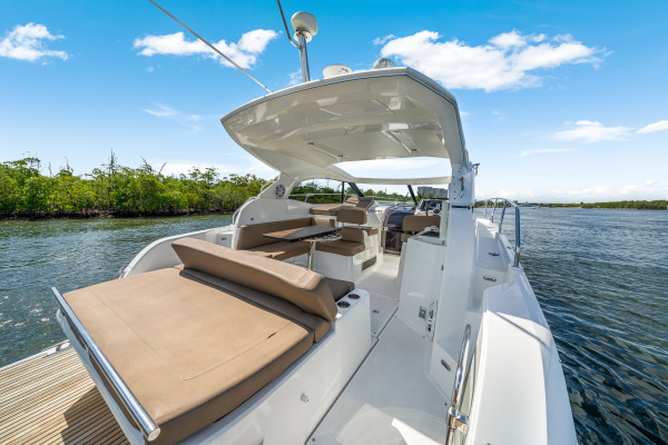 OUR TRADE 36ft Jeanneau Yacht For Sale