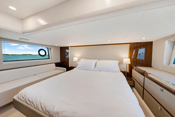 Fairline Squadron 50 Yacht For Sale