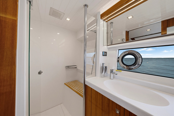 ZERO GRAVITY 72ft Riviera Yacht For Sale