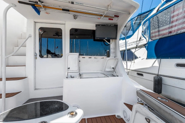 2006 Luhrs 41
