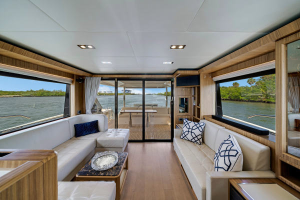 60ft Absolute Yacht For Sale