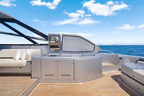 2017 Riva 88