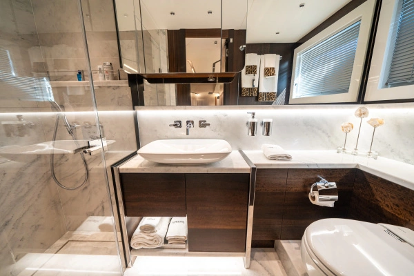 2022 Sunseeker 65