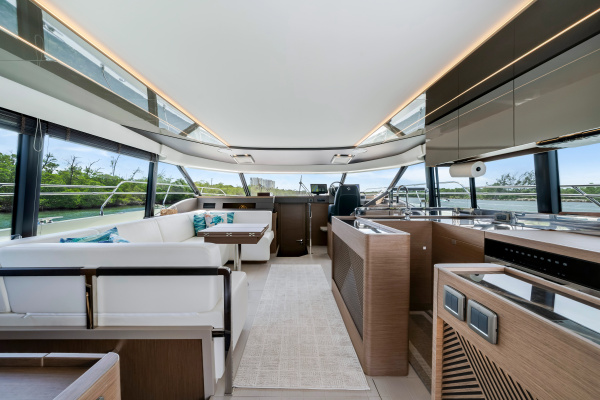 DOUBLE LIFE 48ft Prestige Yacht For Sale
