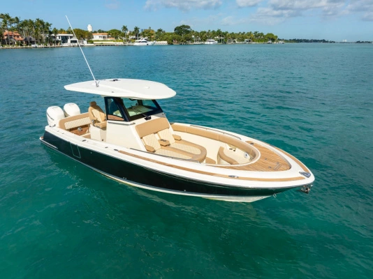 2022 Chris-Craft 30