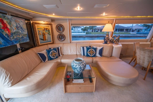 2000 Lazzara Yachts 76