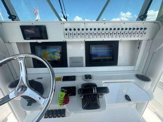 2007 Everglades 35