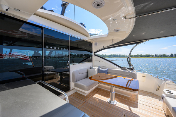 54ft Riviera Yacht For Sale